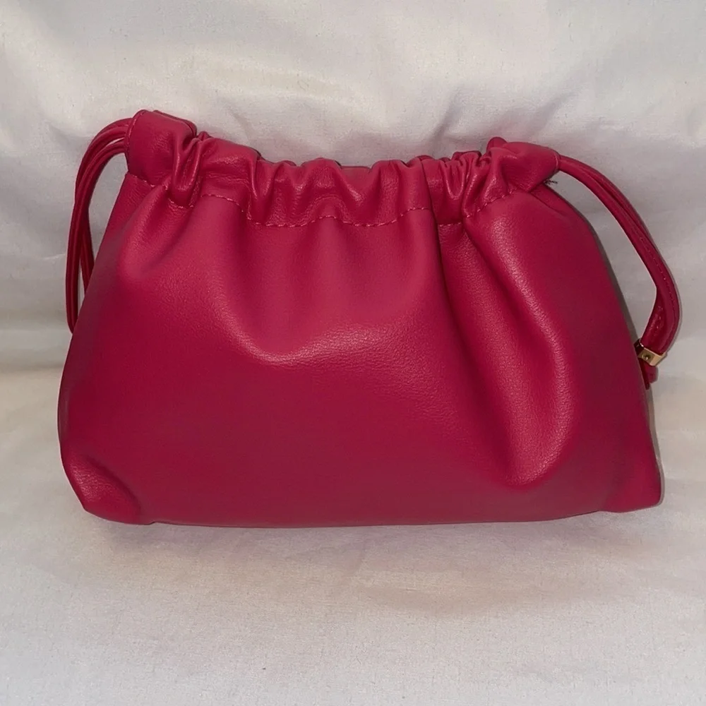 New Elizabeth Arden Makeup Pouch Cosmetics Bag Makeup Bag